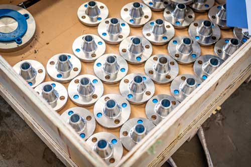 Incoloy 890 flange in wooden case